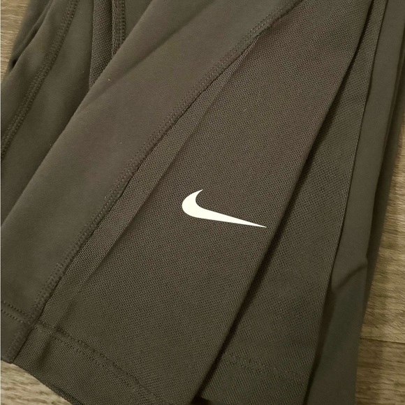 Nike One Charcoal Gray Tight Fit High Rise Leggings Tights Size XS - Picture 1 of 9